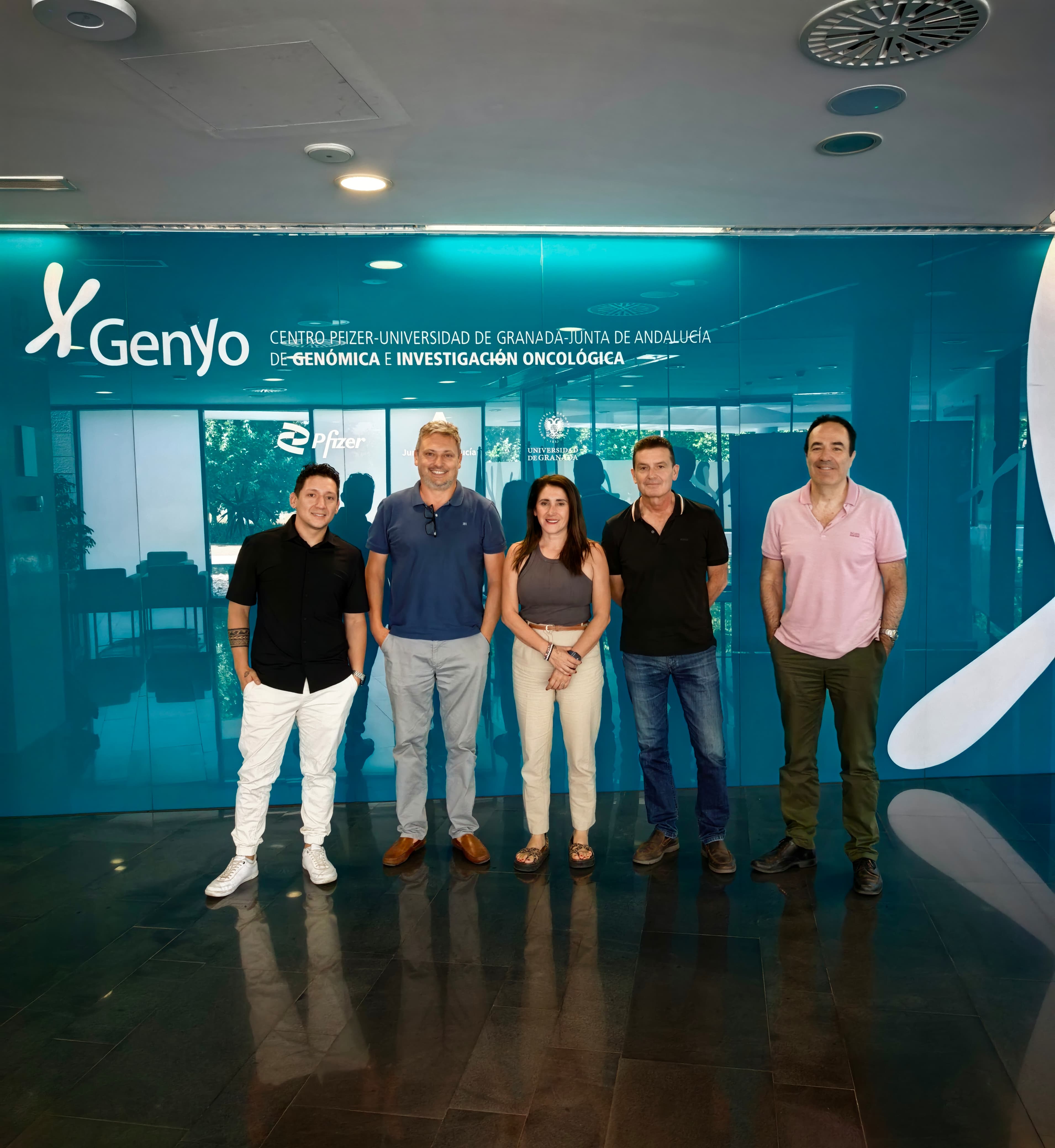 Investigadores de GENyO y Hospital Universitario Virgen de las Nieves exploran sinergias de colaboración junto con la EBCT Agro DNA SpA. Investigadores de GENyO y Hospital Universitario Virgen de las Nieves exploran sinergias de colaboración junto con la EBCT Agro DNA SpA.