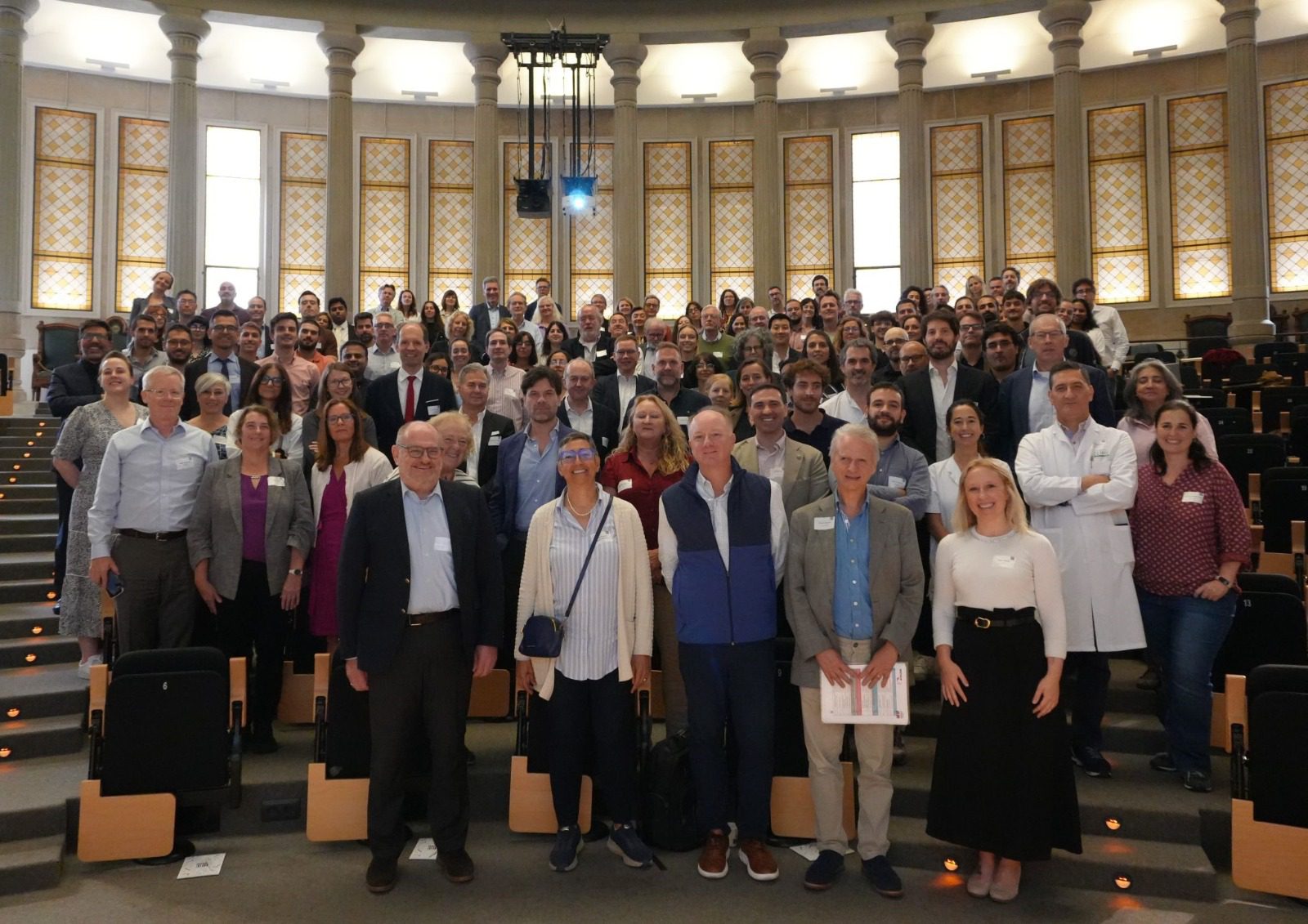 Más de 200 pacientes andaluces participan en el mayor estudio de investigación europeo sobre enfermedades autoinmunes